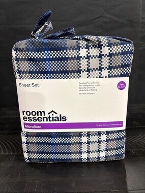 Room Essentials Microfiber Sheet Set - Navy Blue Plaid